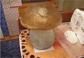 Гриб из монтажной пены!!
