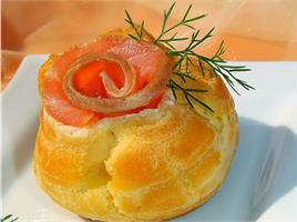 Профитроли с рыбой