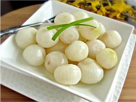 Лук маринованный