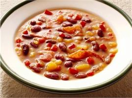 Суп картофельный с консервами из бобовых