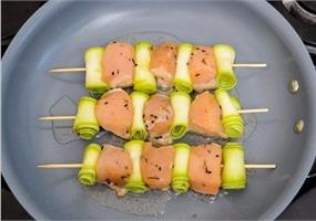 Куриные шашлычки с кабачками