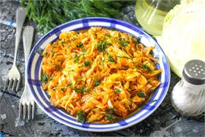 Тушеная капуста