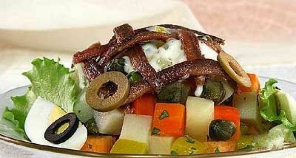 фото САЛАТ ИЗ ОВОЩЕЙ С АНЧОУСАМИ