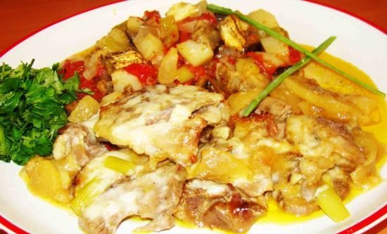 фото МЯСО ОТВАРНОЕ, ЗАПЕЧЕННОЕ В МОЛОЧНОМ СОУСЕ