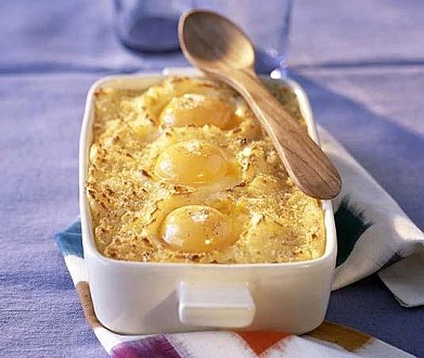фото ЯИЧНИЦА С КАРТОФЕЛЬНЫМ ПЮРЕ