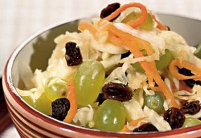 фото САЛАТ ИЗ ЦВЕТНОЙ КАПУСТЫ С ОВОЩАМИ И ФРУКТАМИ