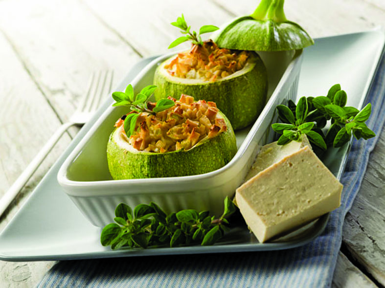 фото КАБАЧКИ, ФАРШИРОВАННЫЕ ШАМПИНЬОНАМИ И ЛУКОМ